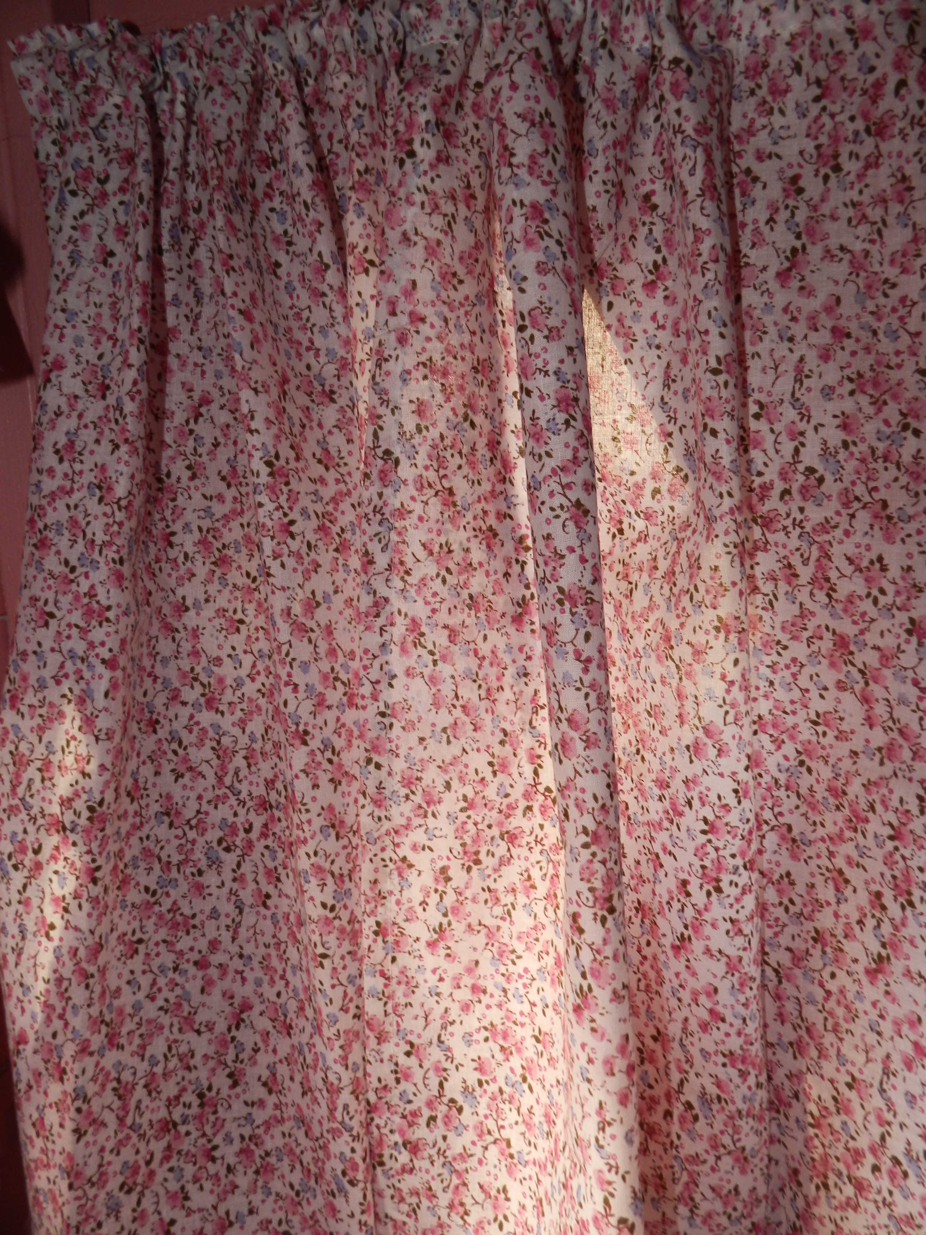 Wendy House / Playhouse Curtains DITSY FLOWER PINK Princess Tia Designs